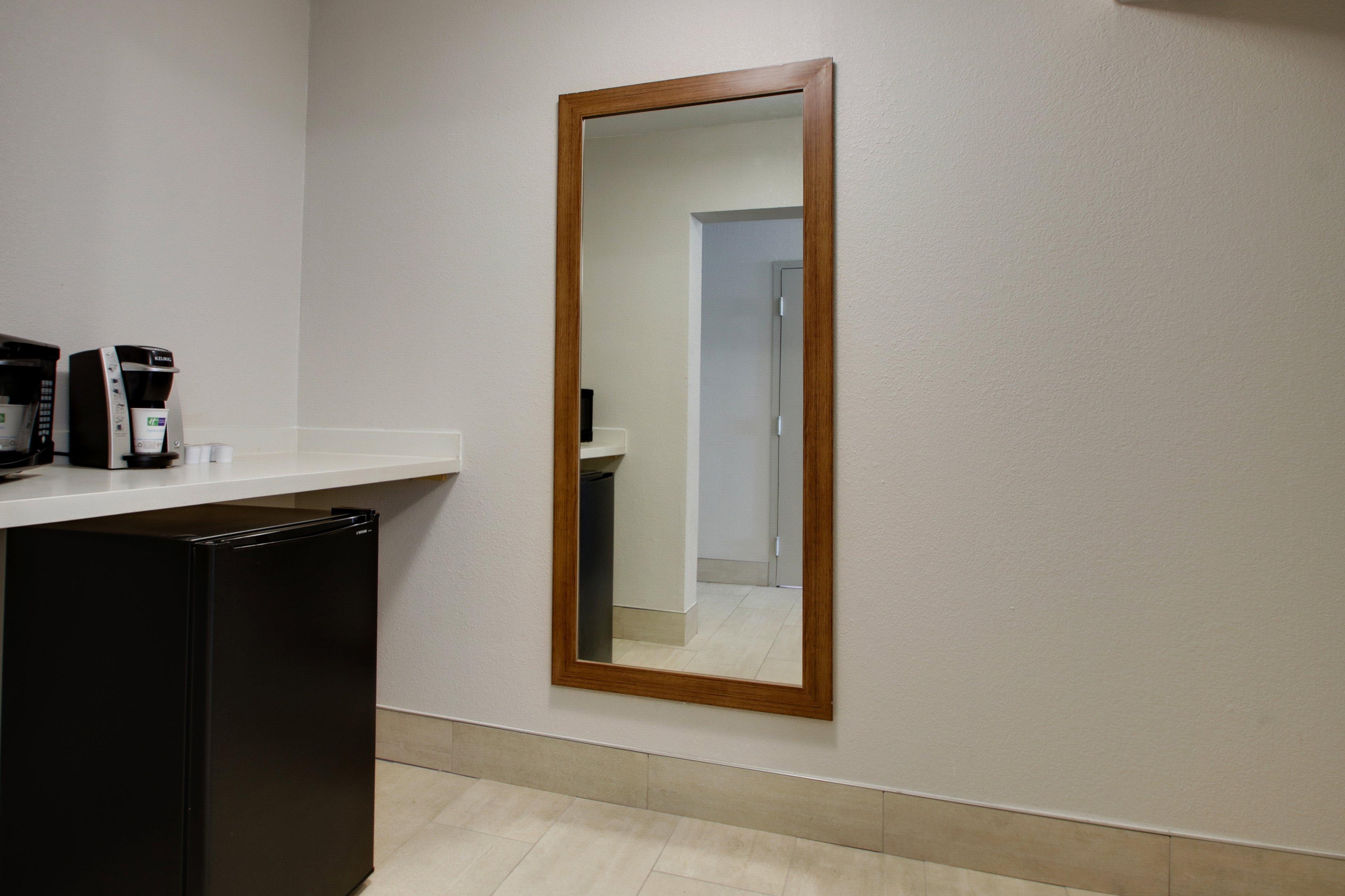 Holiday Inn Express & Suites Wapakoneta By Ihg Exterior foto