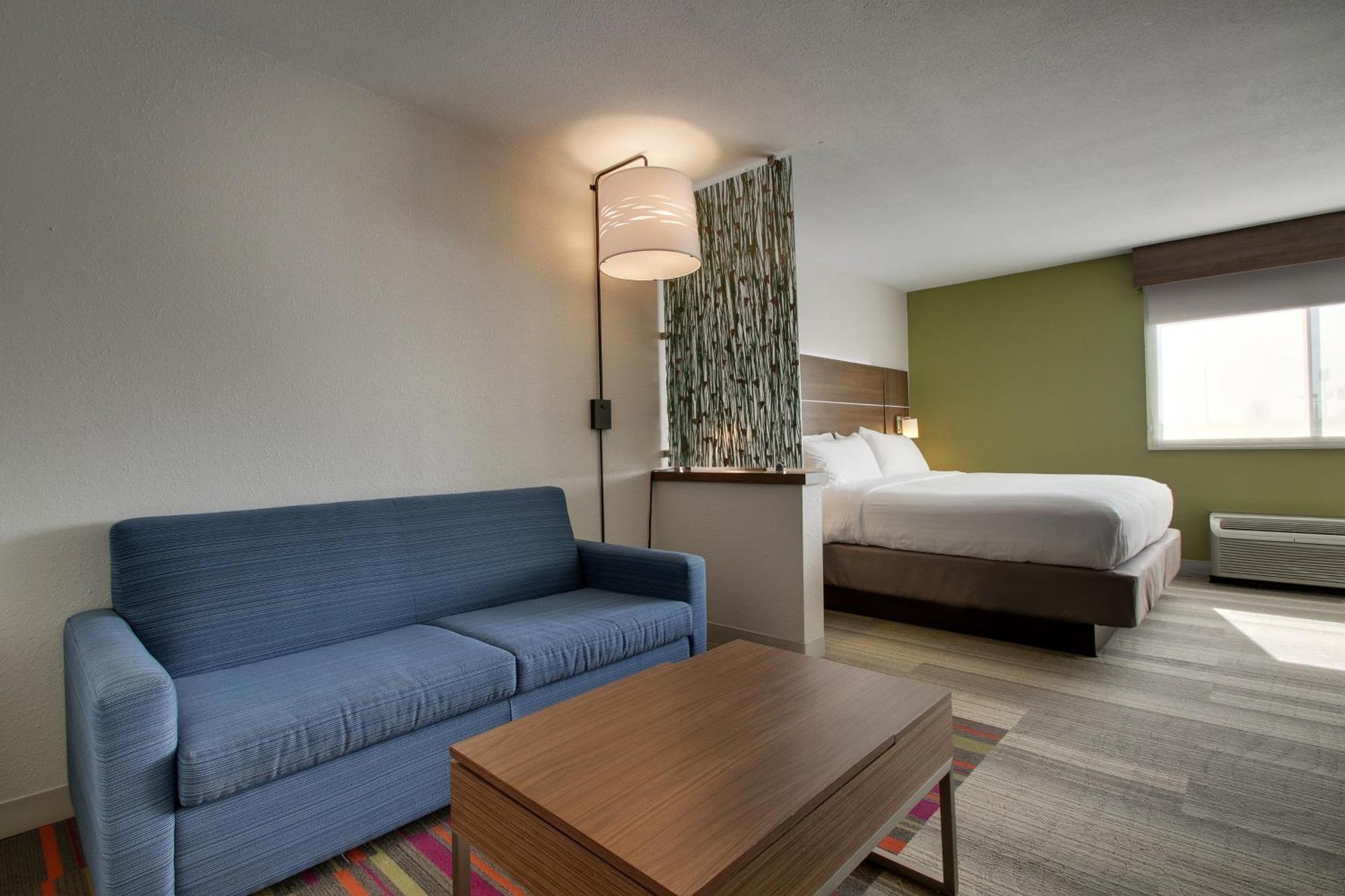 Holiday Inn Express & Suites Wapakoneta By Ihg Exterior foto